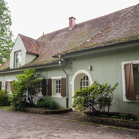 Hotel Und Restaurant Halbinsel Blieskastel Exteriér fotografie